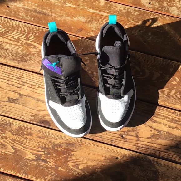 Jordan 1 - Picture 2 of 5